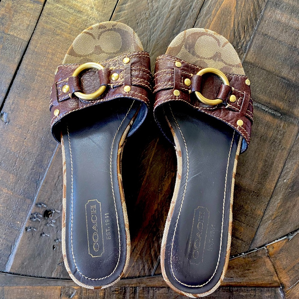 Coach Wedges